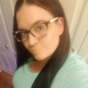 Meet your Posher, Terri-ann